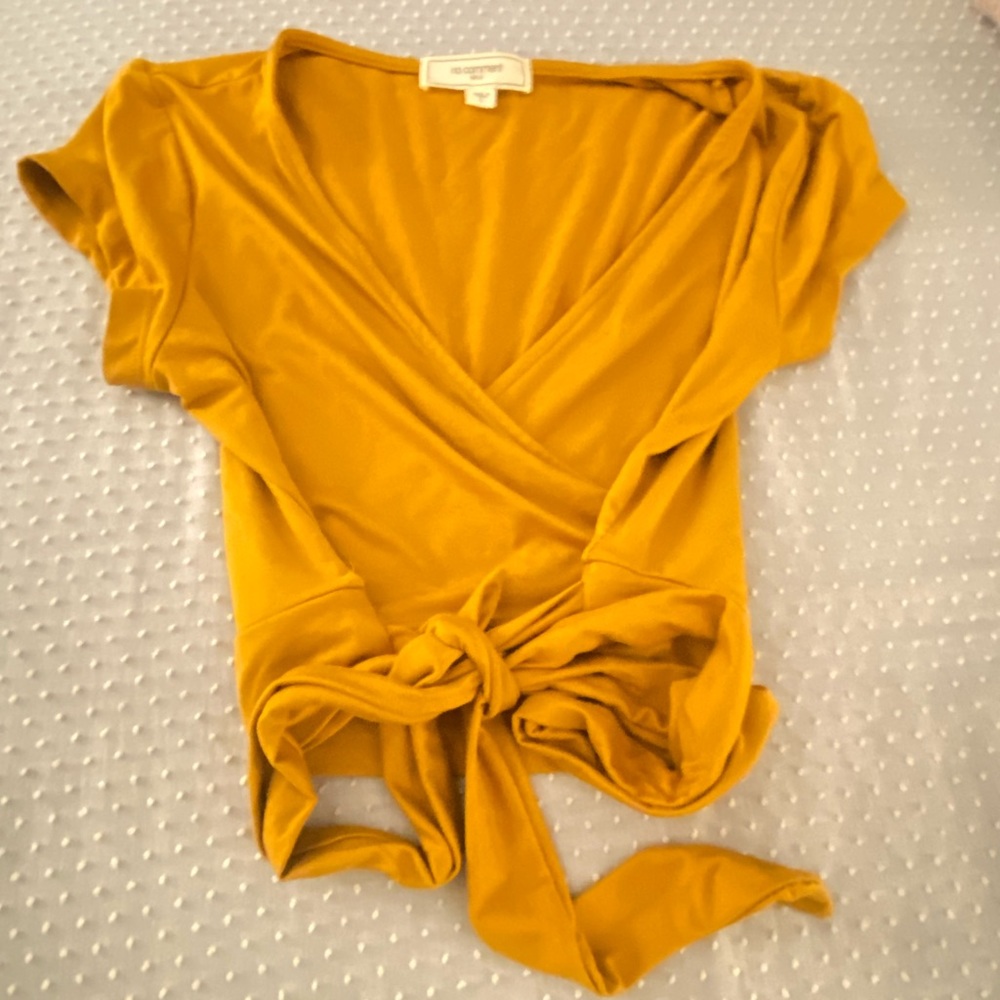 Yellow/Mustard tshirt cross over tied